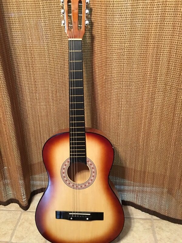 Guitar for sale need new strings