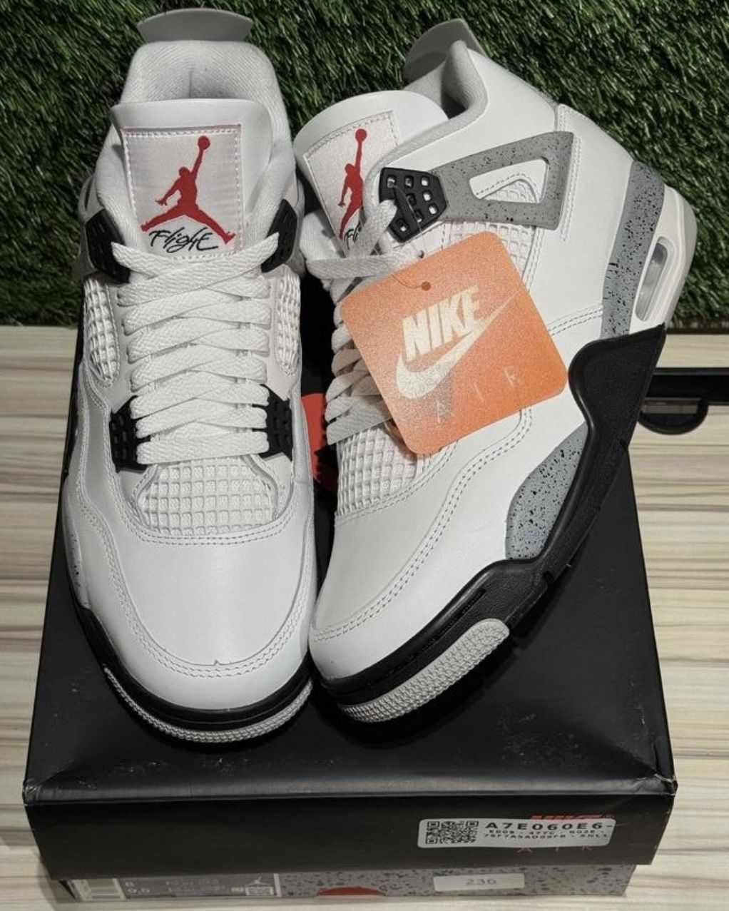 Jordan 4 White Cement