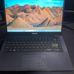 Coco Book ASUS Laptop