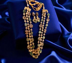 Elegant Green and Gold Beaded jewelry set