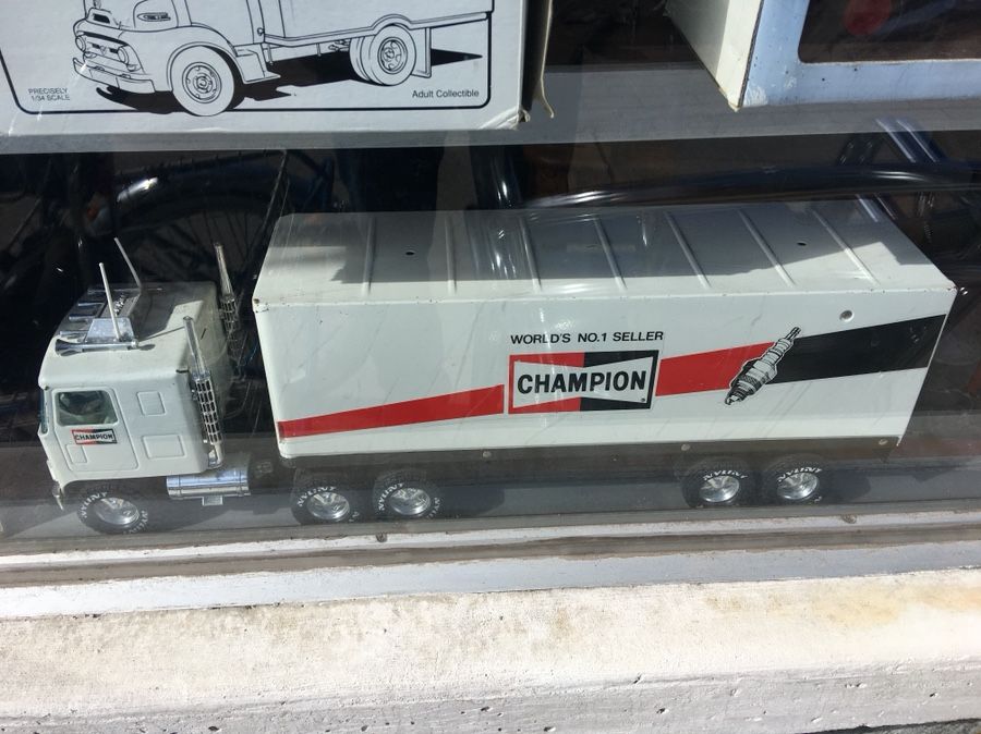 Tractor trailer