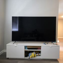 4K HDR QLED 65 inch TV Like New With Box