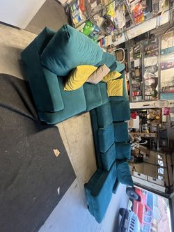 3 Piece Sectional Couch