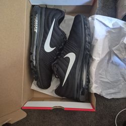 Nike Air Max 2017