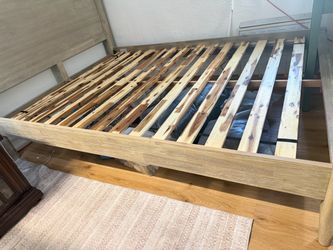 Wooden platform Bed frame with heatboard