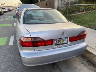 Honda Accord. 2900