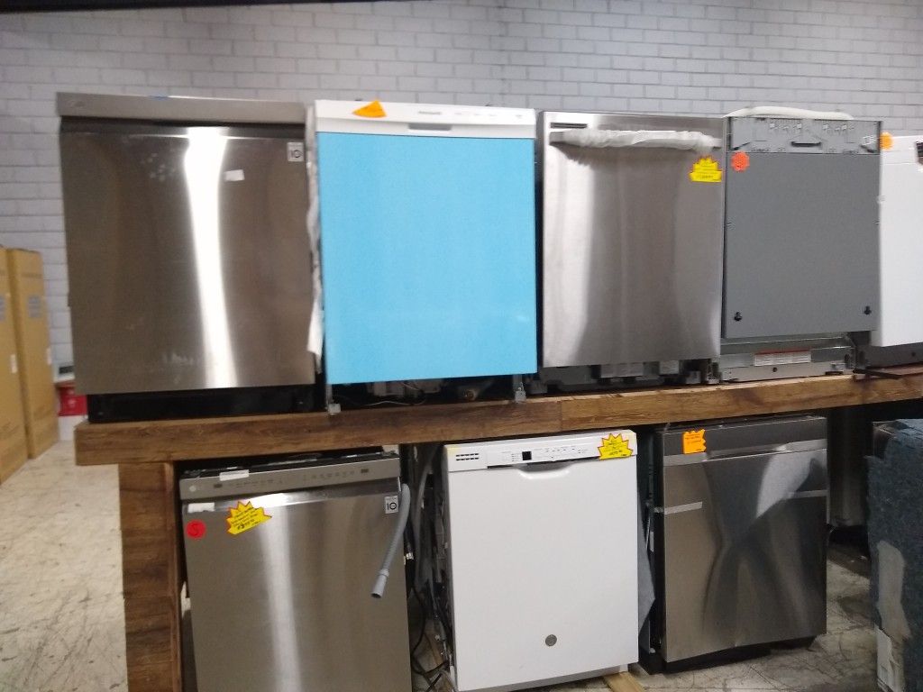 FRIGIDAIRE DISHWASHER WHITE COLOR