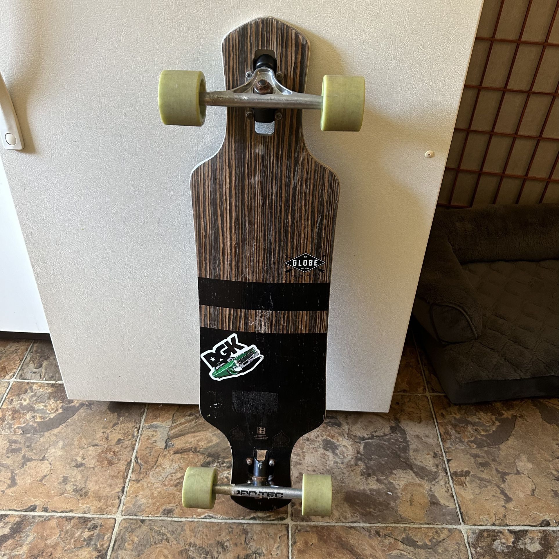 Globe Geminon 35" Wood Grain - Black Cutaway Longboard Skateboard