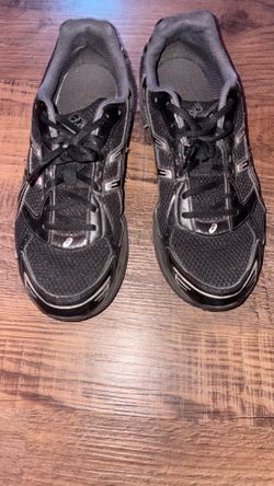 Black asics