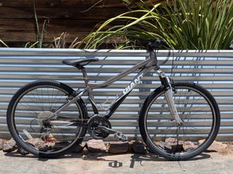 Giant Mountain Bike