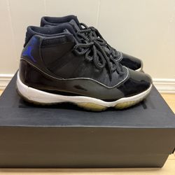 Jordan Space Jam 11s (size 9.5)