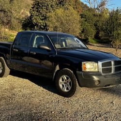 2005 Dodge Dakota