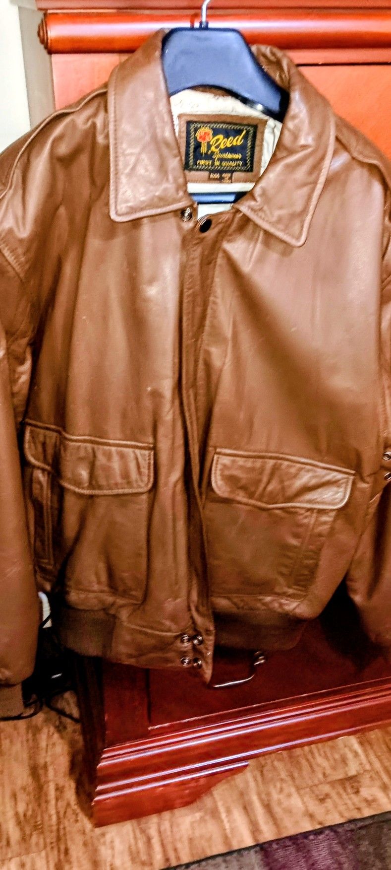 Mens Genuine Leather Bomber Jacket