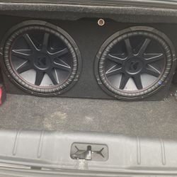 15” Kicker Comp W/ 8000watt Amp