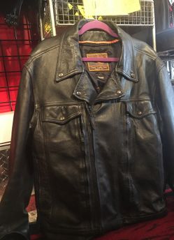Men's consealed gun pockets. Leather jacket.