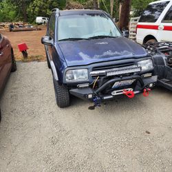 2001 Chevrolet Tracker