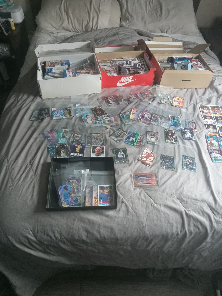 Sports Cards LOT
