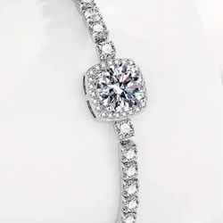 Cubic Zirconia Bracelet - S925. - Easy To Adjust