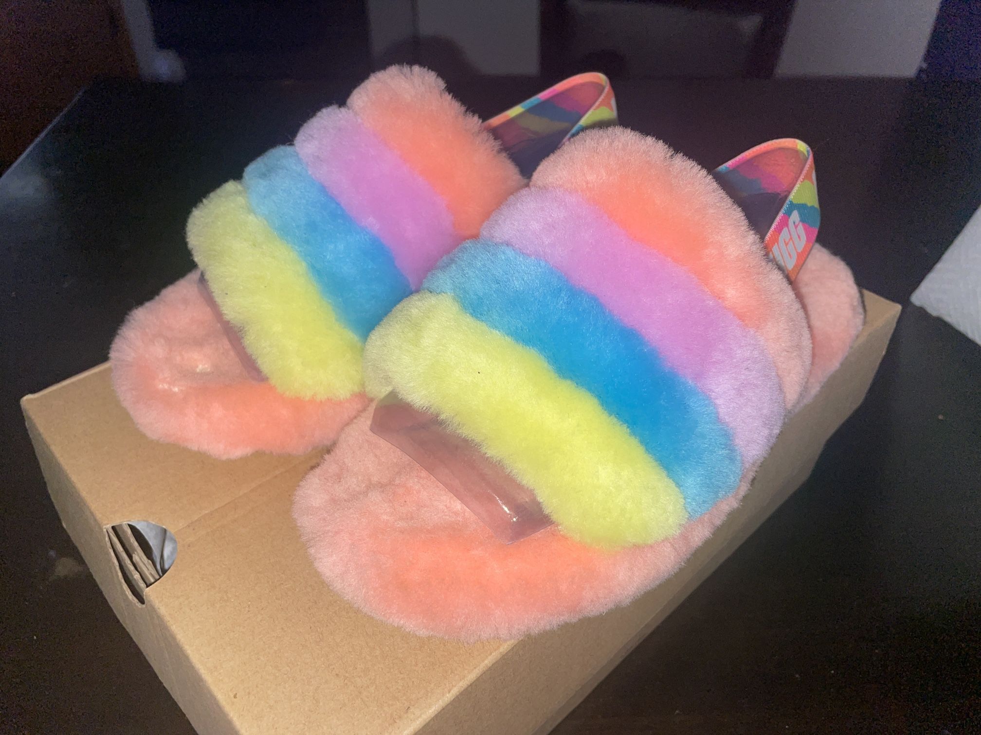 UGG Fluff Yeah Peach Bliss-kids Size 1