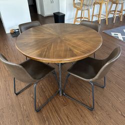 Circular Dining Table
