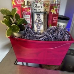 Woman/Teacher/Thinking Of you/Birthday/Make  Up/ Just Because Gift basket