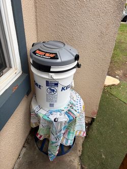 Bucket buddy