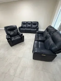Matthews Cove Blue Leather Triple Power Reclining Set