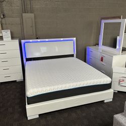 White California King Bed Set With Mattress
