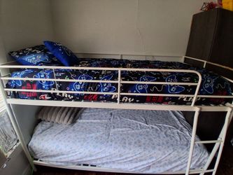 Bunk bed