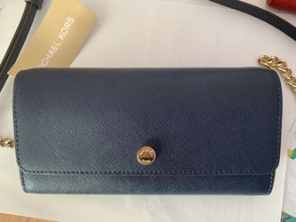 Michael kors Wallet on chain