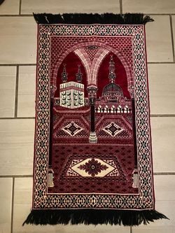 Islamic Prayer Rug (Janamaz / Sejadah) - Maroon with Kaaba & Prophet’s Mosque