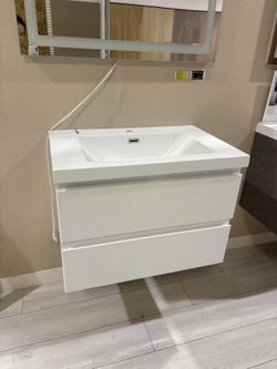 FLOATING VANITY INCLUDE SINK AND COUNTERTOP