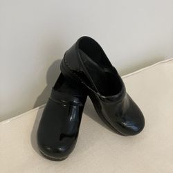 Dansko Black Patent Leather Clogs Size 40