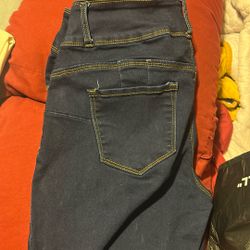 Women’s Jeans