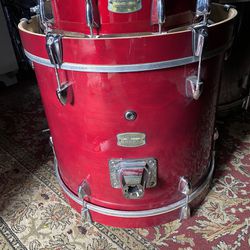 18” Yamaha Stage Custom ALL BIRCH Bass Drum and optional snare