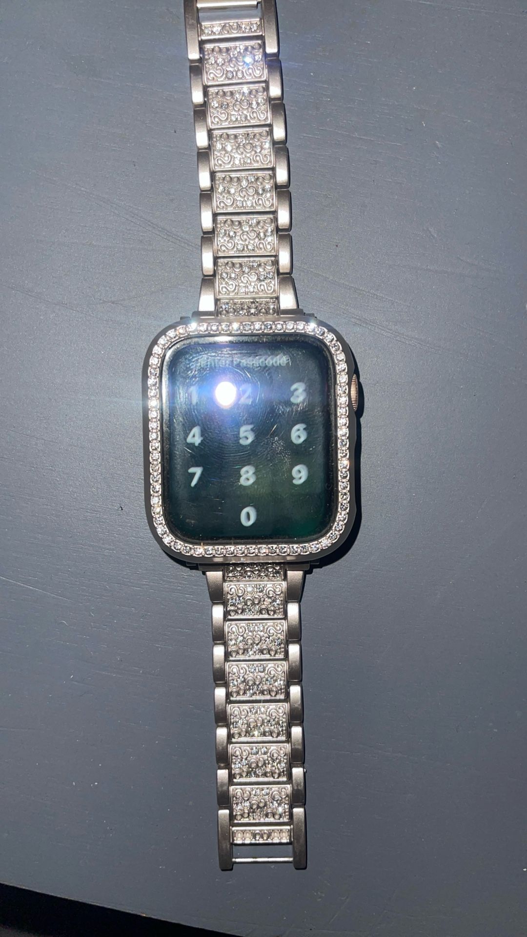 Apple Watch Series, 6