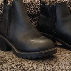 Black Boots
