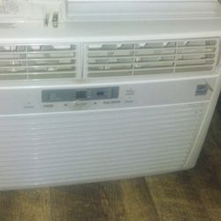 Frigidaire Air Conditioner Unit 
