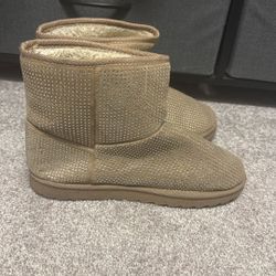 Women’s Size 10 Boots 