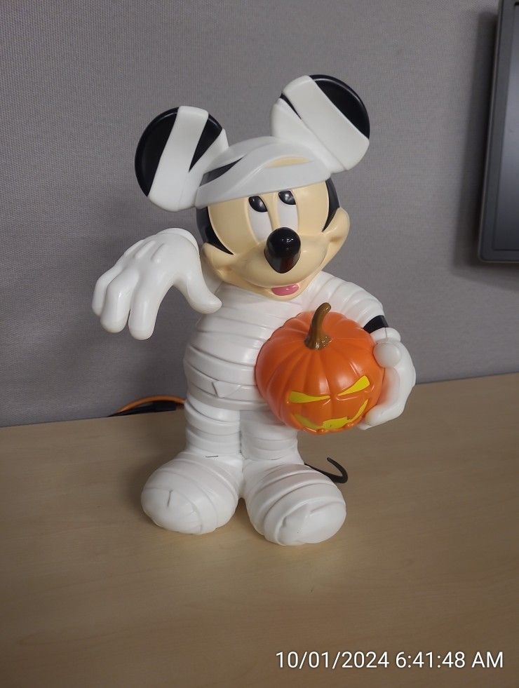 Disney Mickey Mummy