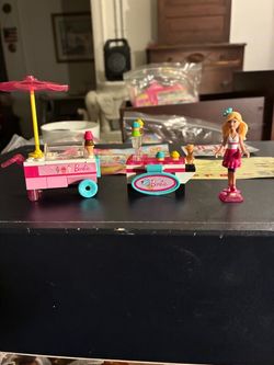 Mega Construx Barbie Ice Cream Stand Set