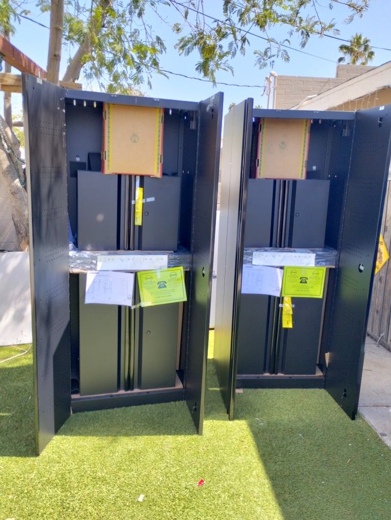 Husky Storage Cabinet 3-Piece Set