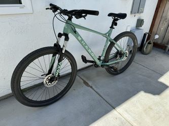 Haro Double Peak Hard Tail, 27.5, Size Large