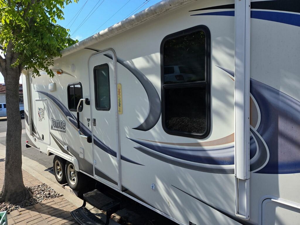 2014 Lance Camping Trailer
