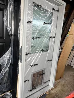 HIGH-QUALITY IMPACT EXTERIOR DOORS