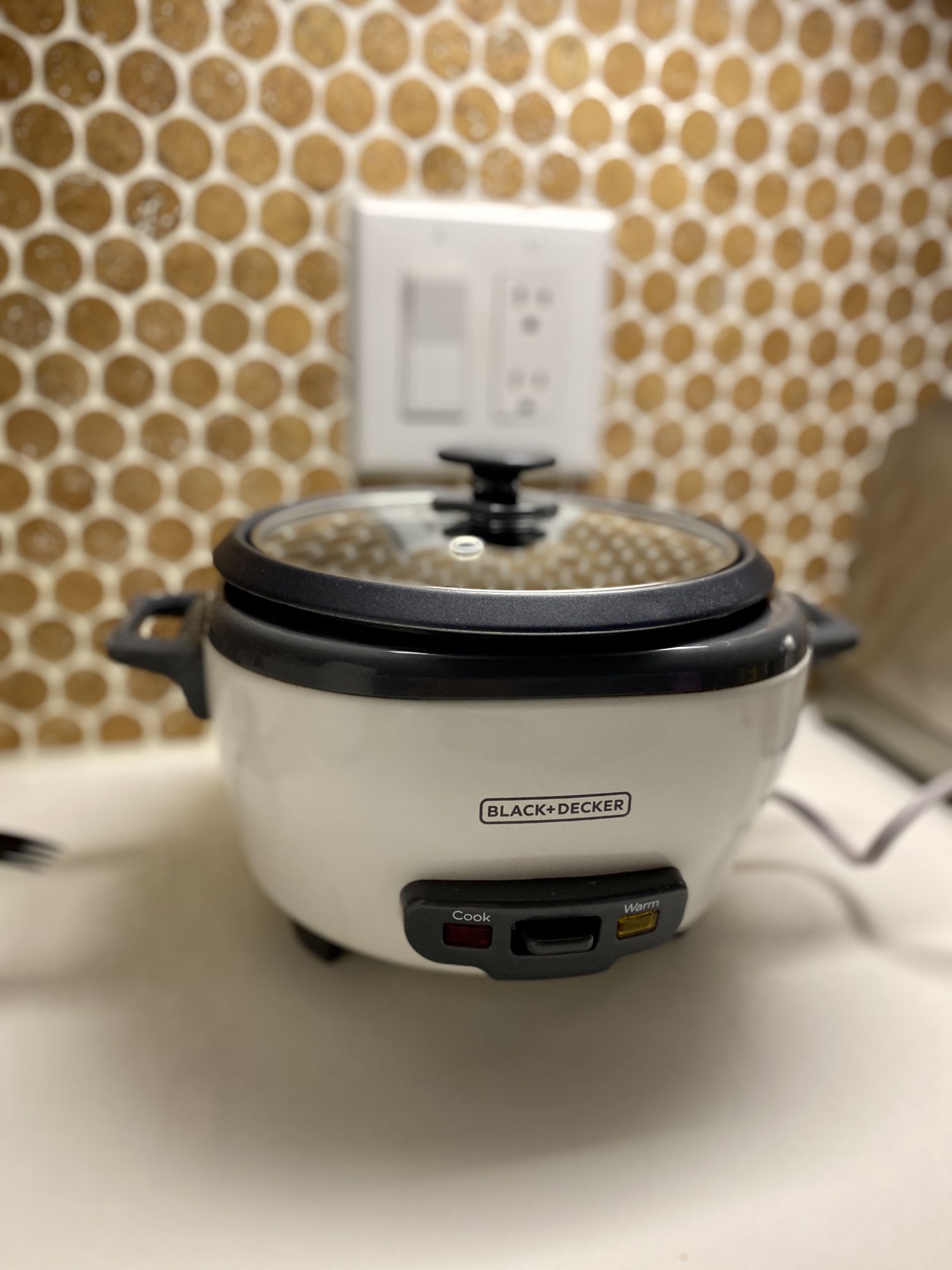 BLACK + DECKER Rice Cooker for Sale in Bellevue, WA OfferUp
