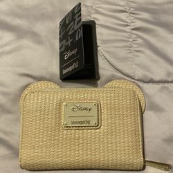 Women’s Disney loungefly Zip Wallet 