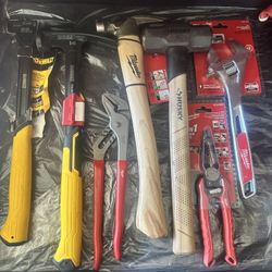 Milwaukee Dewalt   Klein Tools 