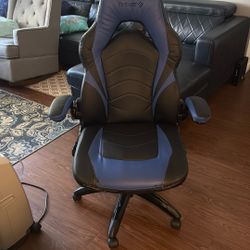 Amazing Chair For Bedroom Or Office 