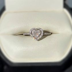 Jewelry 10k solid white gold diamonds 0.08CTW Heart ring sz 6.50